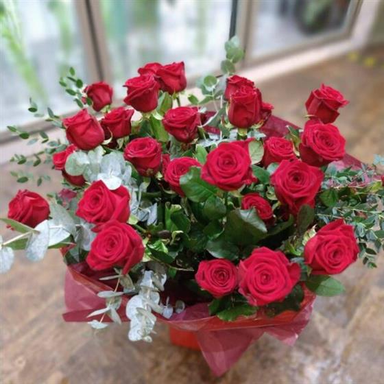 36 Red Roses Bunch Rose Bouquet - 36 Red Rose Libby Ferris Flowers Norwich Florist